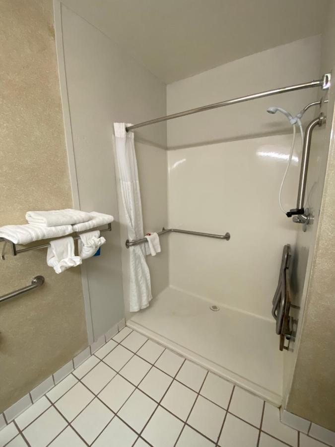 Baymont By Wyndham Casper East Hotel Evansville Ngoại thất bức ảnh